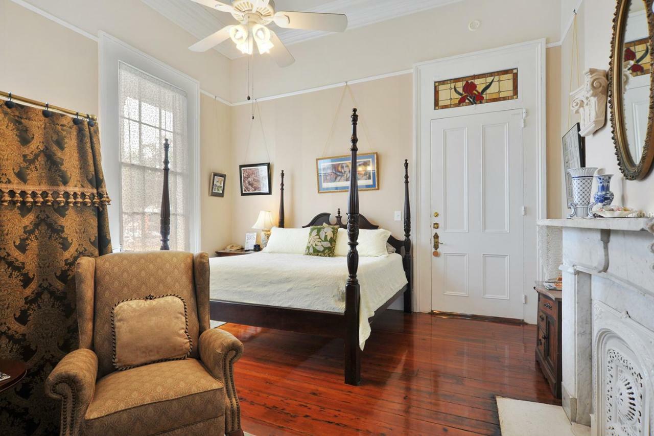 Ashton'S Bed And Breakfast Ню Орлиънс Екстериор снимка