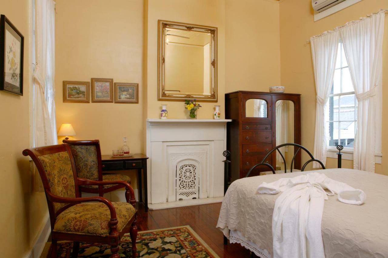 Ashton'S Bed And Breakfast Ню Орлиънс Екстериор снимка
