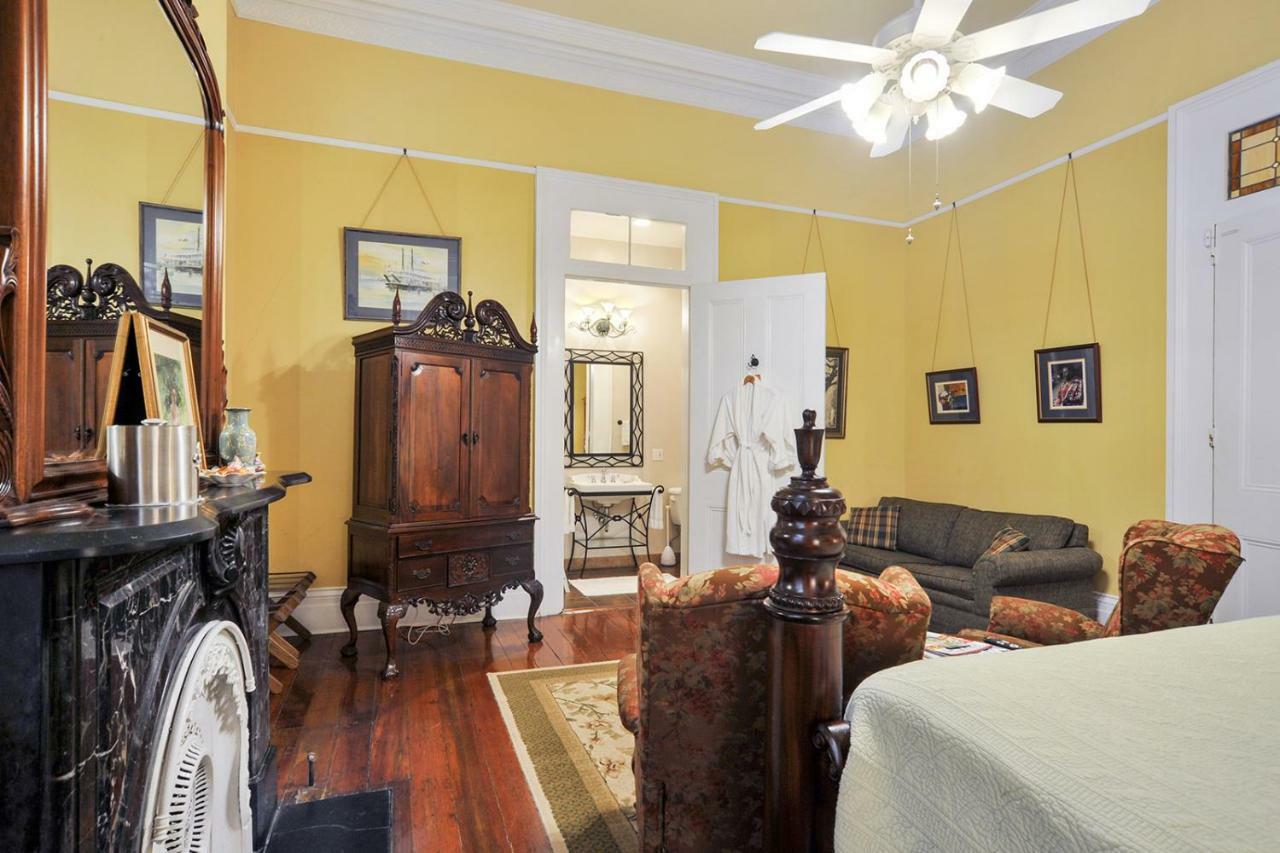 Ashton'S Bed And Breakfast Ню Орлиънс Екстериор снимка