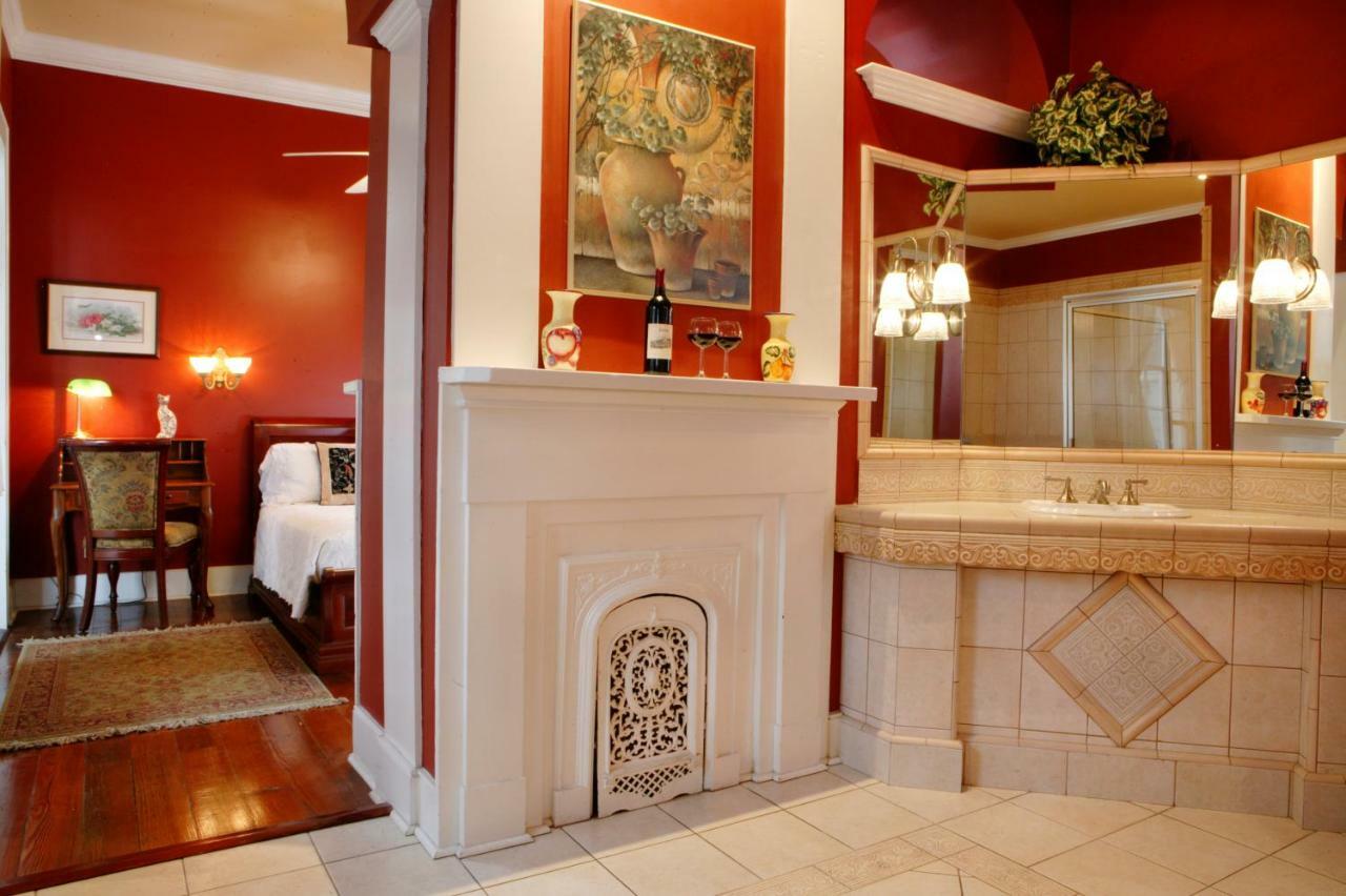 Ashton'S Bed And Breakfast Ню Орлиънс Екстериор снимка